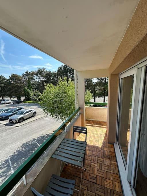 Appart Cosy, Balcon, Parking シェルブール・アン・コタンタン エクステリア 写真